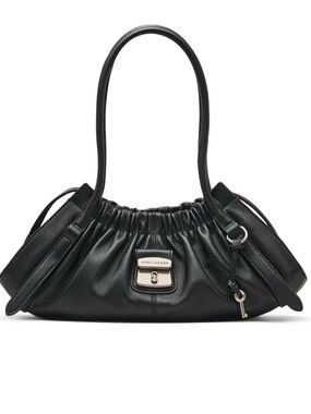 Like new Marc Jacobs The Cristina satchel - size M/L